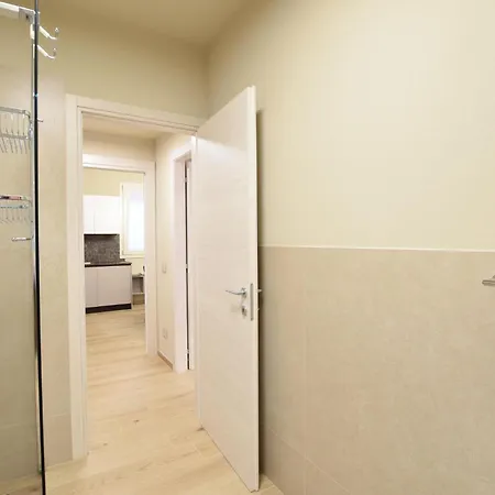 1 Bedroom Lovely In Appartamento *