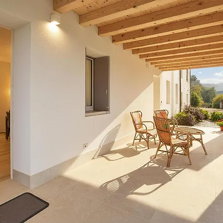 Apartment 1 Bedroom Lovely In